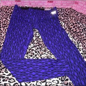 VS Pink Ultimate Leggings